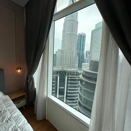 Urban Sky Home With Klcc View At Sky Suites